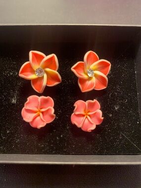 Pink Tropical Flower Stud Earrings - Set of 2 Pairs